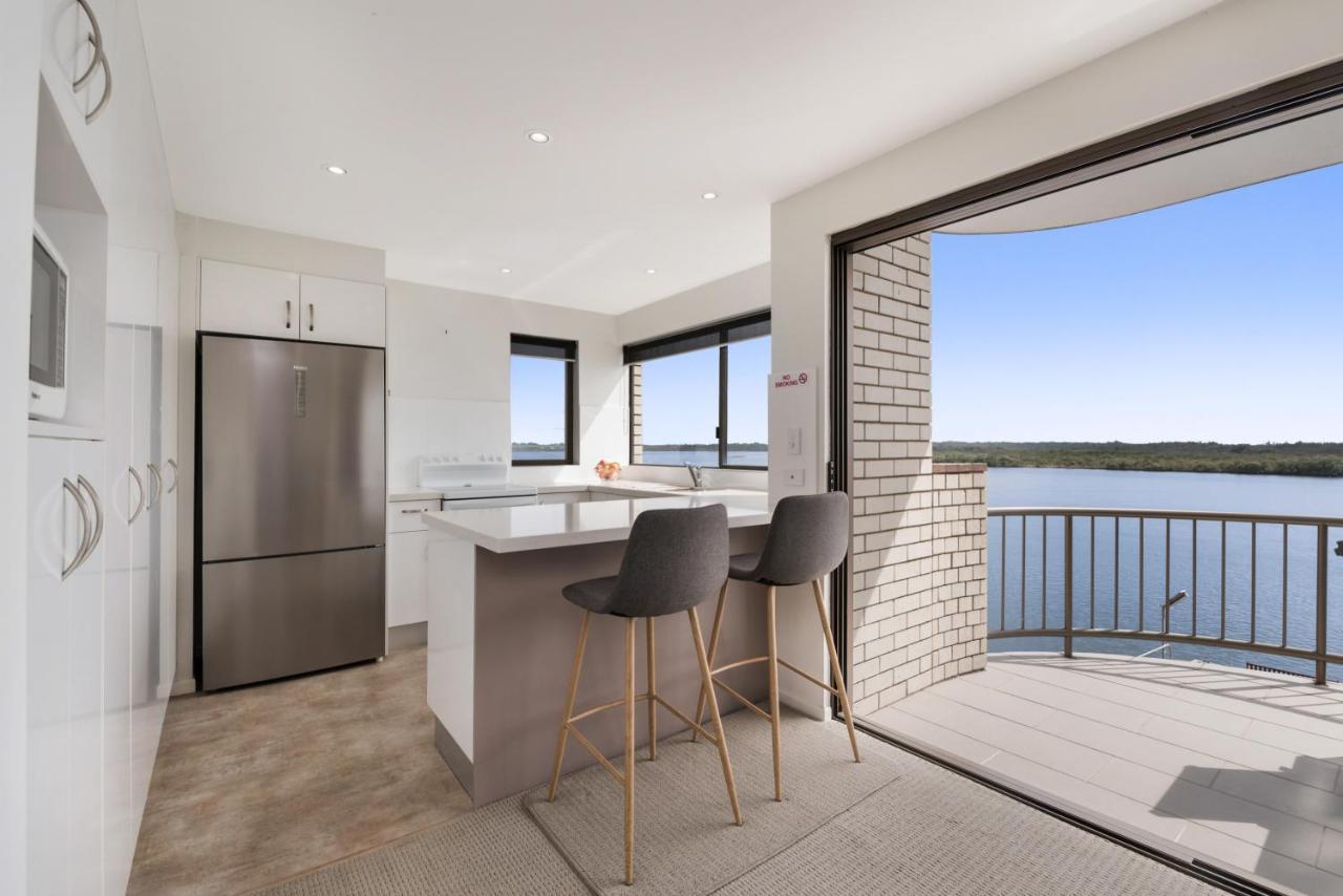 Wharf Lodge River View Apartment Maroochydore Exterior foto